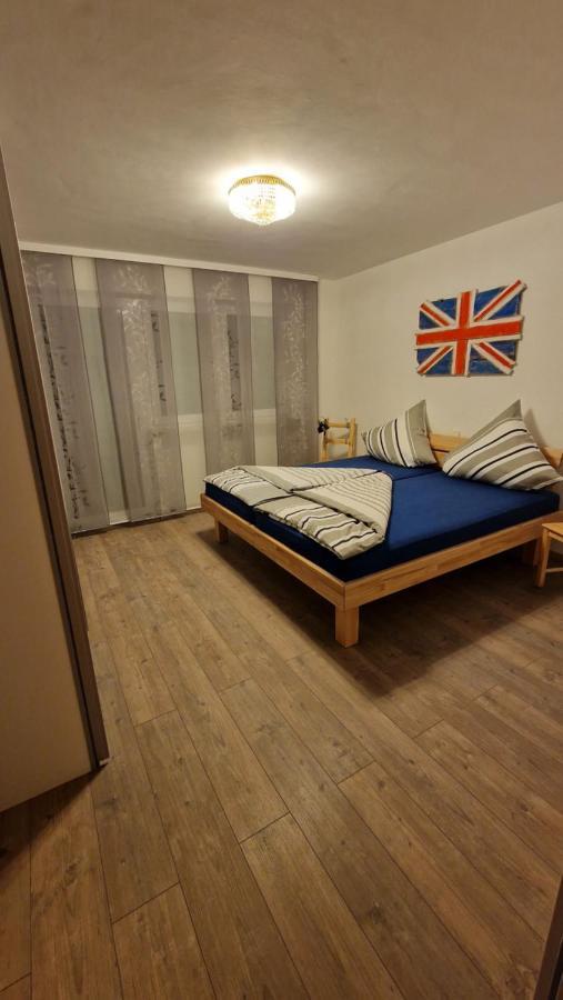Wiesental 89331 Burgau, Wiesentalstrasse 1 *